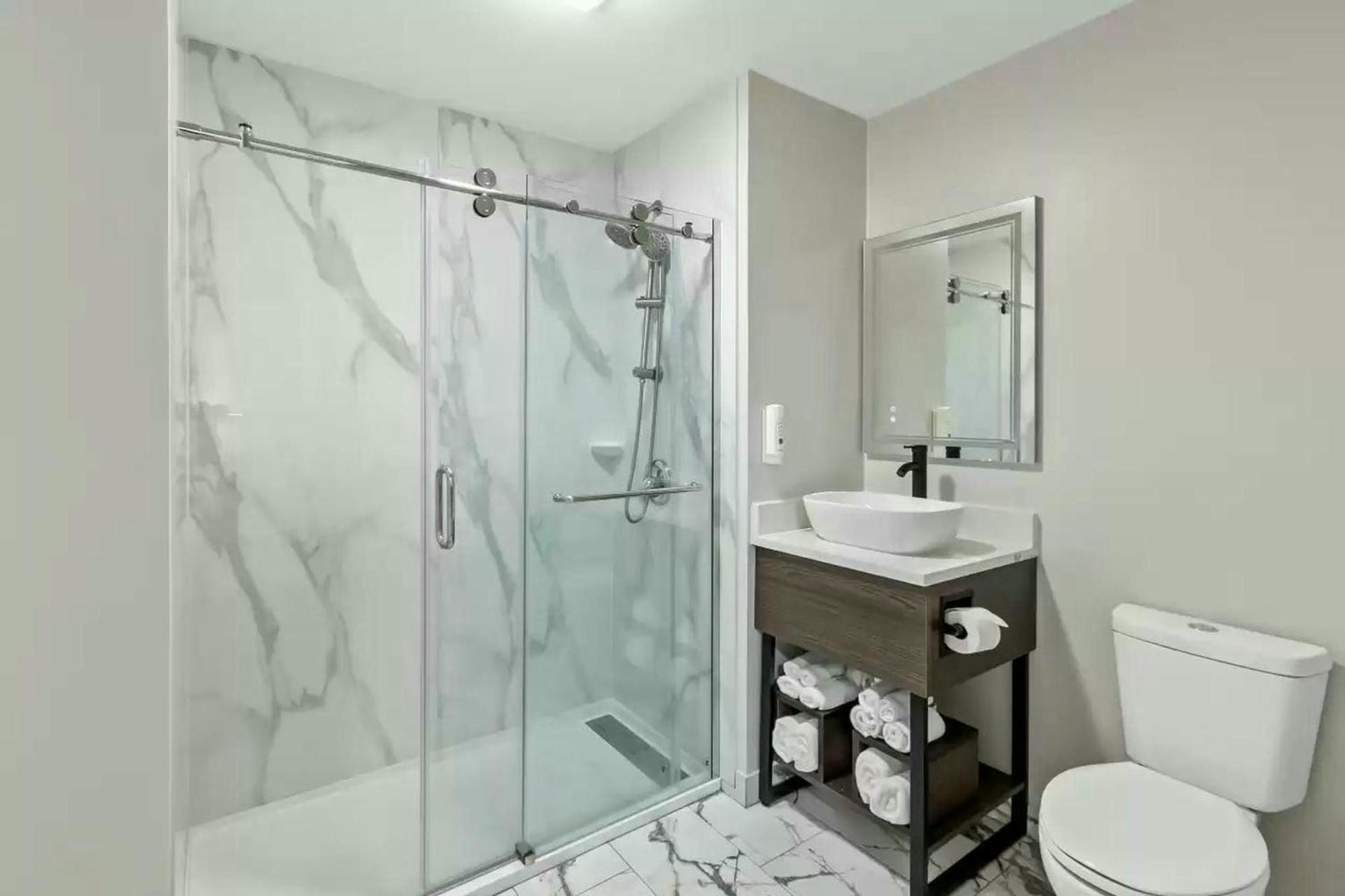 Quality Inn & Suites Columbia Harbison المظهر الخارجي الصورة