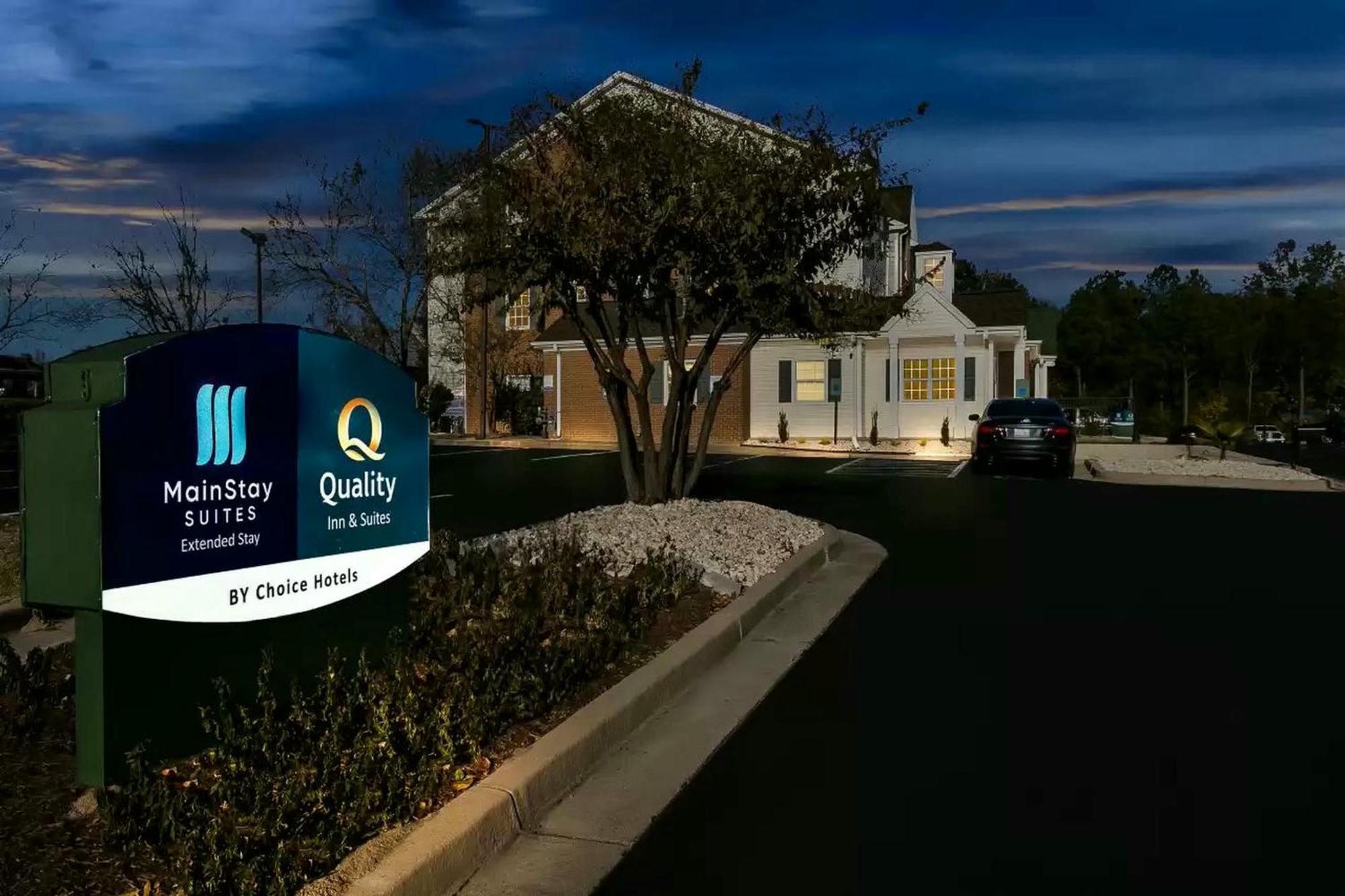 Quality Inn & Suites Columbia Harbison المظهر الخارجي الصورة